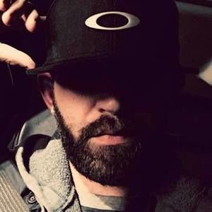 Meet your Posher, Adam